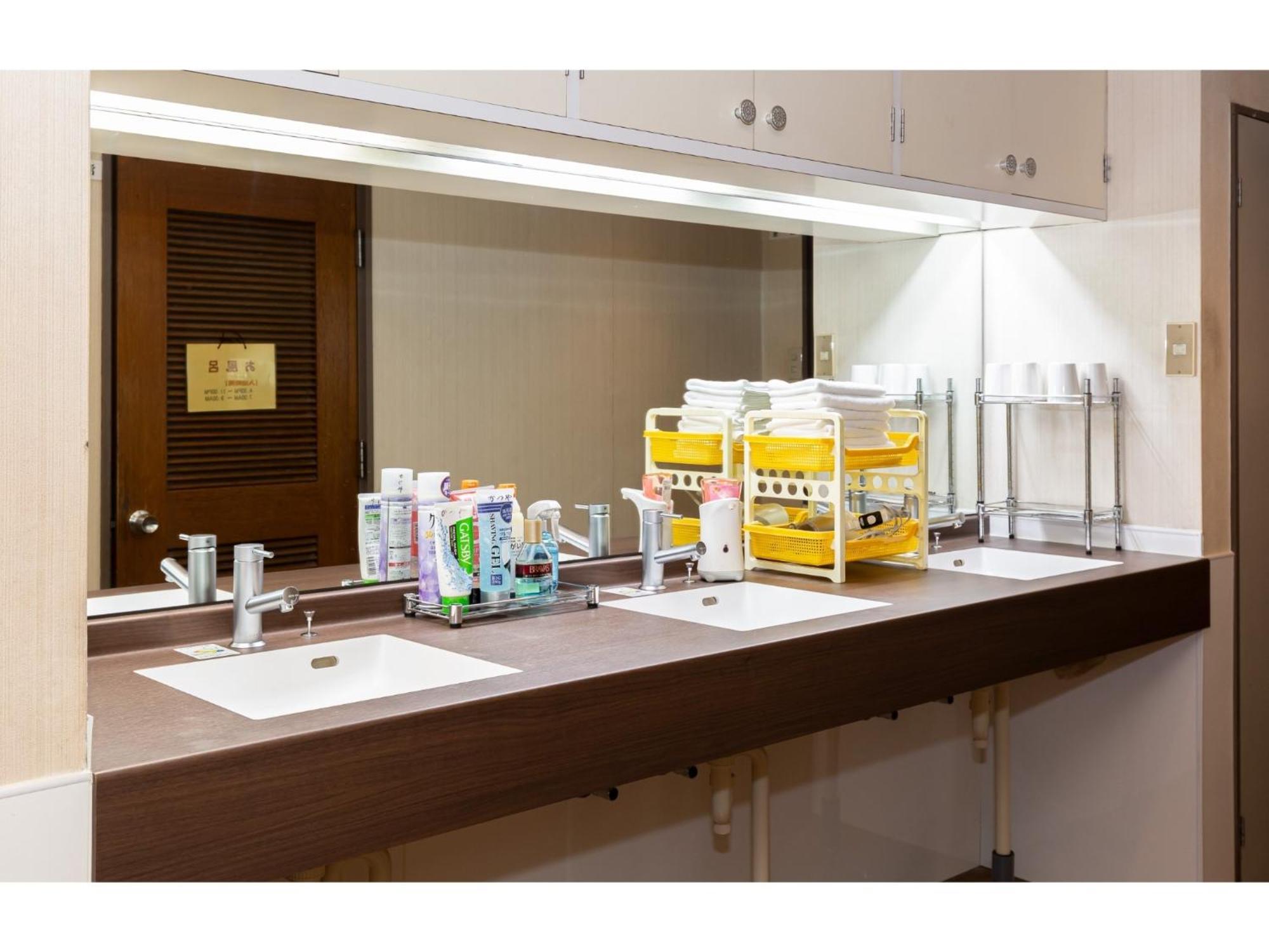 Business Hotel Katsuya - Vacation Stay 62170V Wakayama Esterno foto